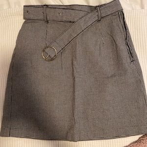 H&M black and white belted skirt